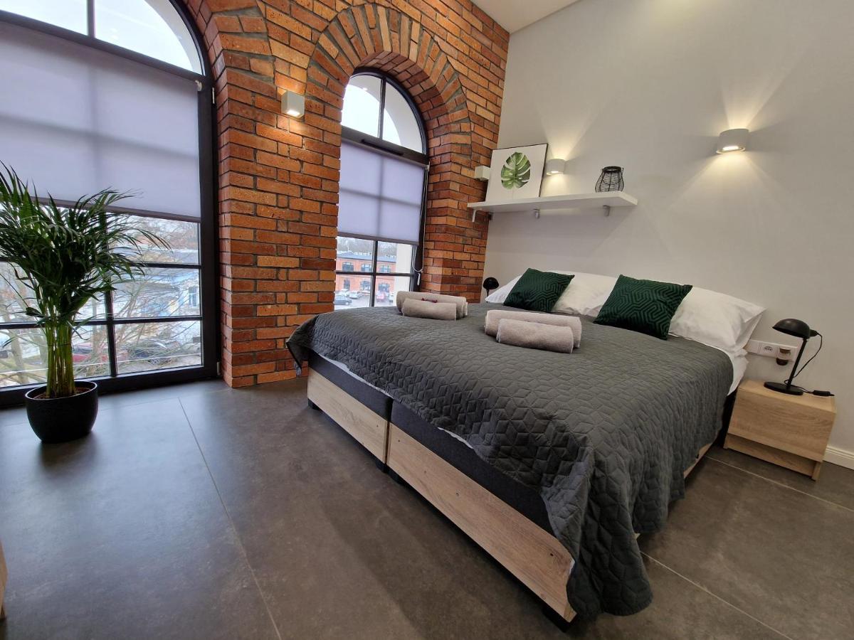 Microhotels Fabryczna 17 Zielona Gora  Ngoại thất bức ảnh