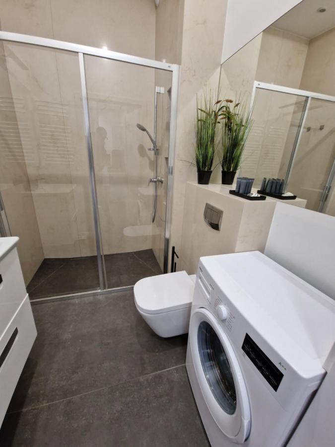 Microhotels Fabryczna 17 Zielona Gora  Ngoại thất bức ảnh