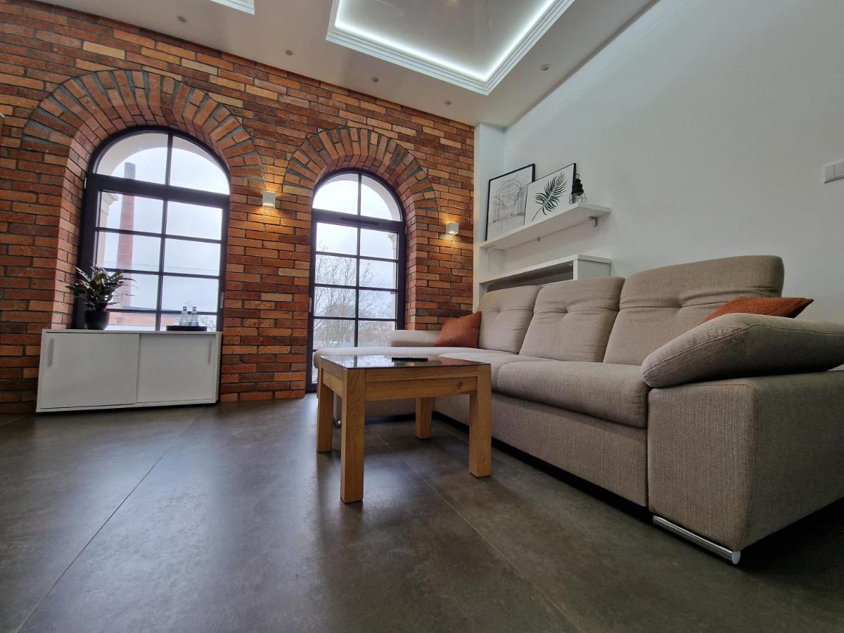 Microhotels Fabryczna 17 Zielona Gora  Ngoại thất bức ảnh